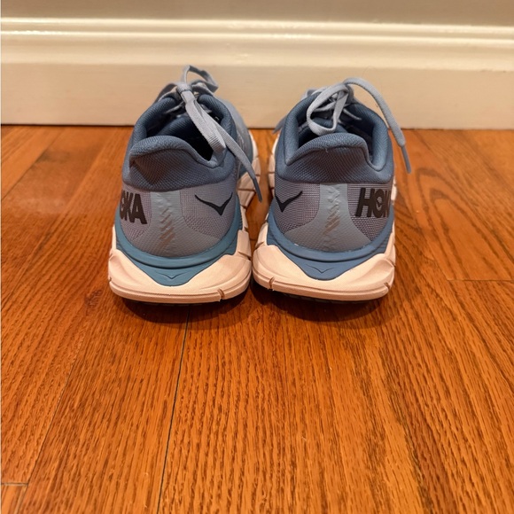 HOKA Arahi 5 Women’s Running Shoes in Blue Fog - Picture 5 of 10